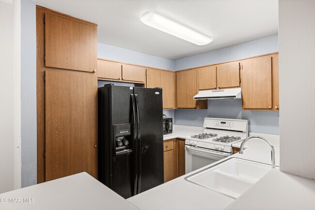 Building Photo - 2328 Archwood Ln