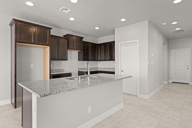 Building Photo - 4030 Silver Springs Road NE