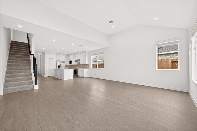 Building Photo - 2826 Gdn Mdw St