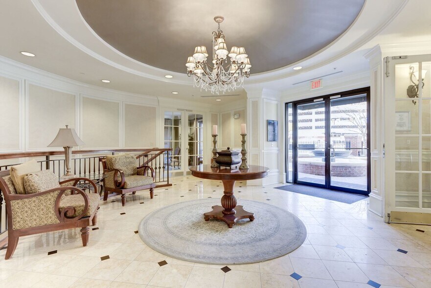 Building Photo - 2665 Prosperity Ave