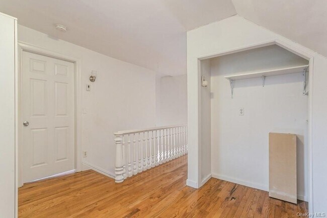 Building Photo - 80 Broadway