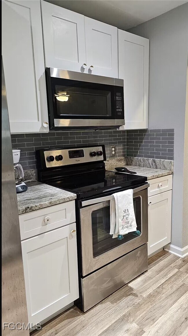 Building Photo - 11195 Seabreeze Ave