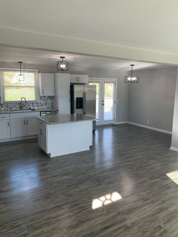 Building Photo - 317 Bonnaridge Dr