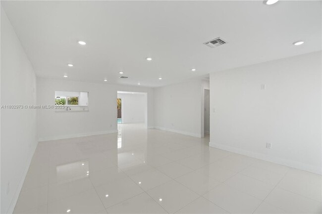 Building Photo - 10501 SW 53rd St