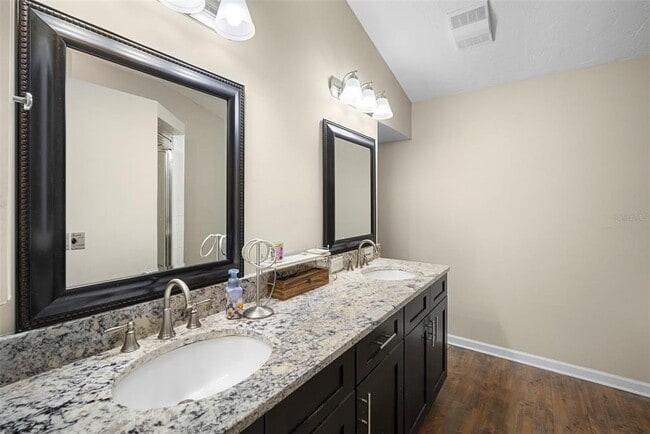 Building Photo - 402 72nd St NW