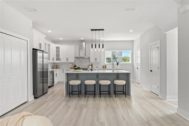 Building Photo - 4120 W North A St