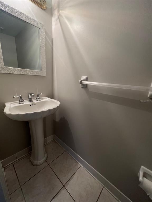 Building Photo - 670 Island Way