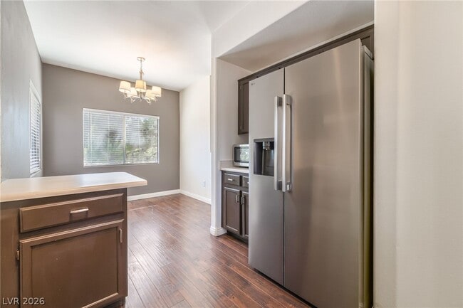 Building Photo - 1050 E Cactus Ave