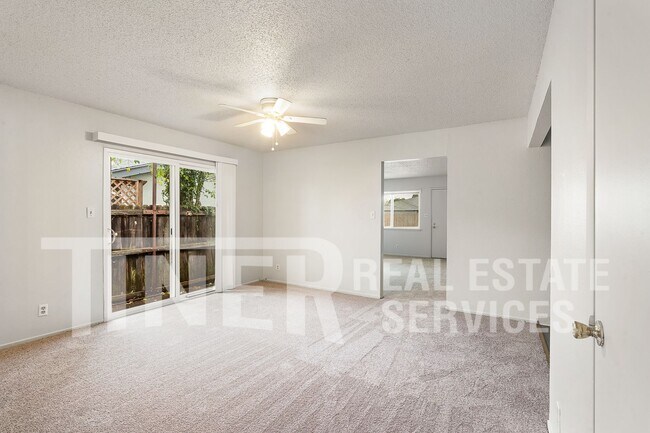 Building Photo - 10193 Crawford Way