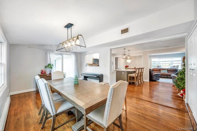 Building Photo - 62 Forest Ave