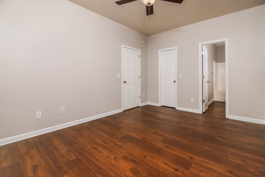 Building Photo - 1238 Braemar Highland Dr