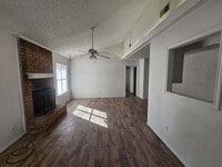 Building Photo - 2005 S Loop 289