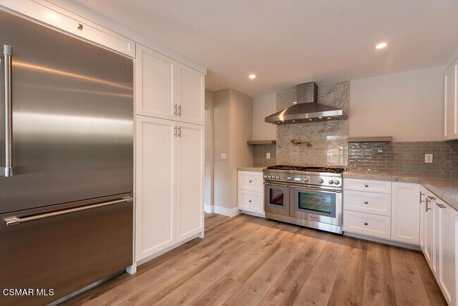 Building Photo - 3708 Capstan Cir