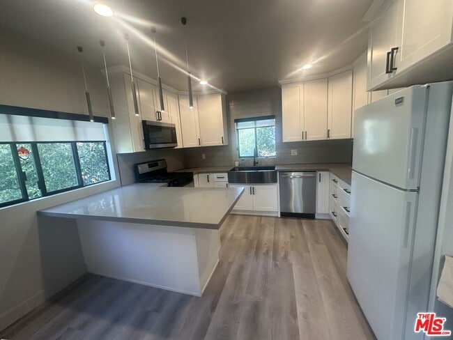 Building Photo - 5129 Edgewood Pl