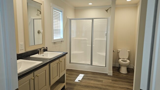 Building Photo - 3617 N Grand Ave E