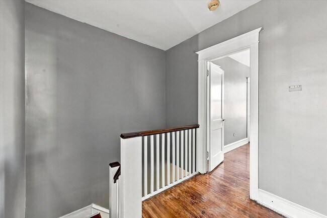 Building Photo - 203 Barrett St