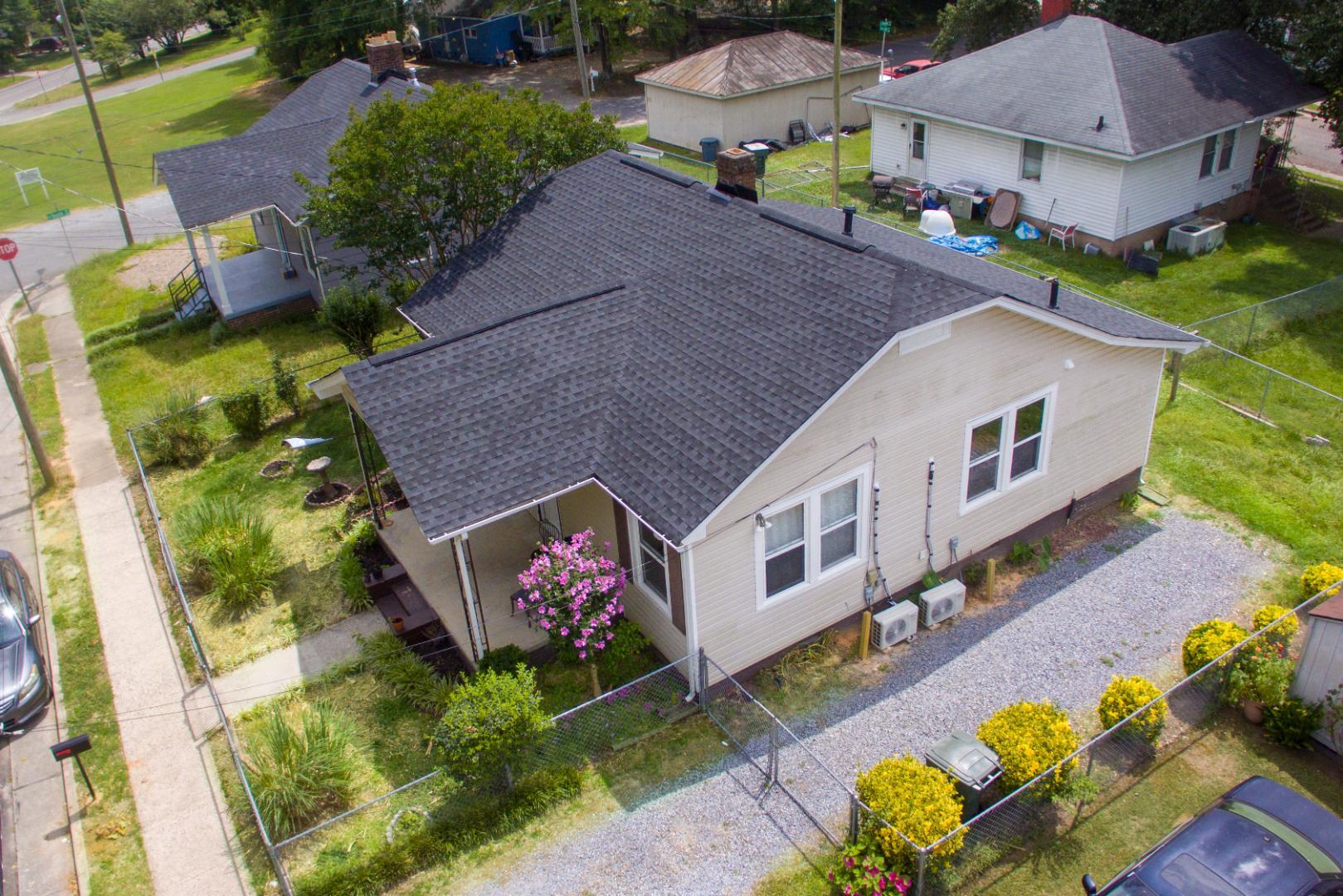 Building Photo - 111 Summit St