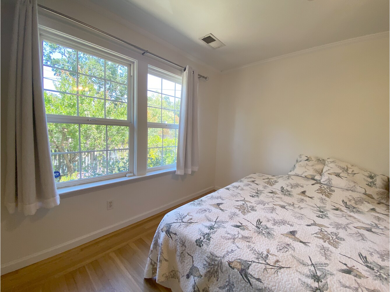Master bedroom, bring your own bed (BYOB) - 9 Scenic Ave