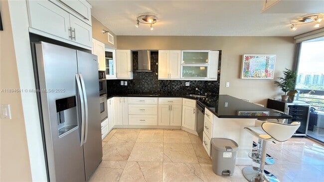 Building Photo - 3530 Mystic Pointe Dr