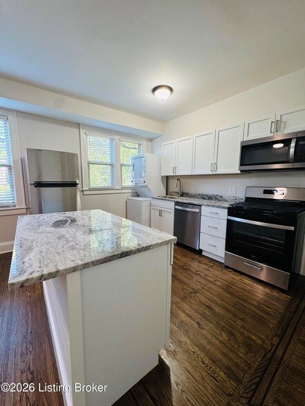 Building Photo - 2113 Speed Ave