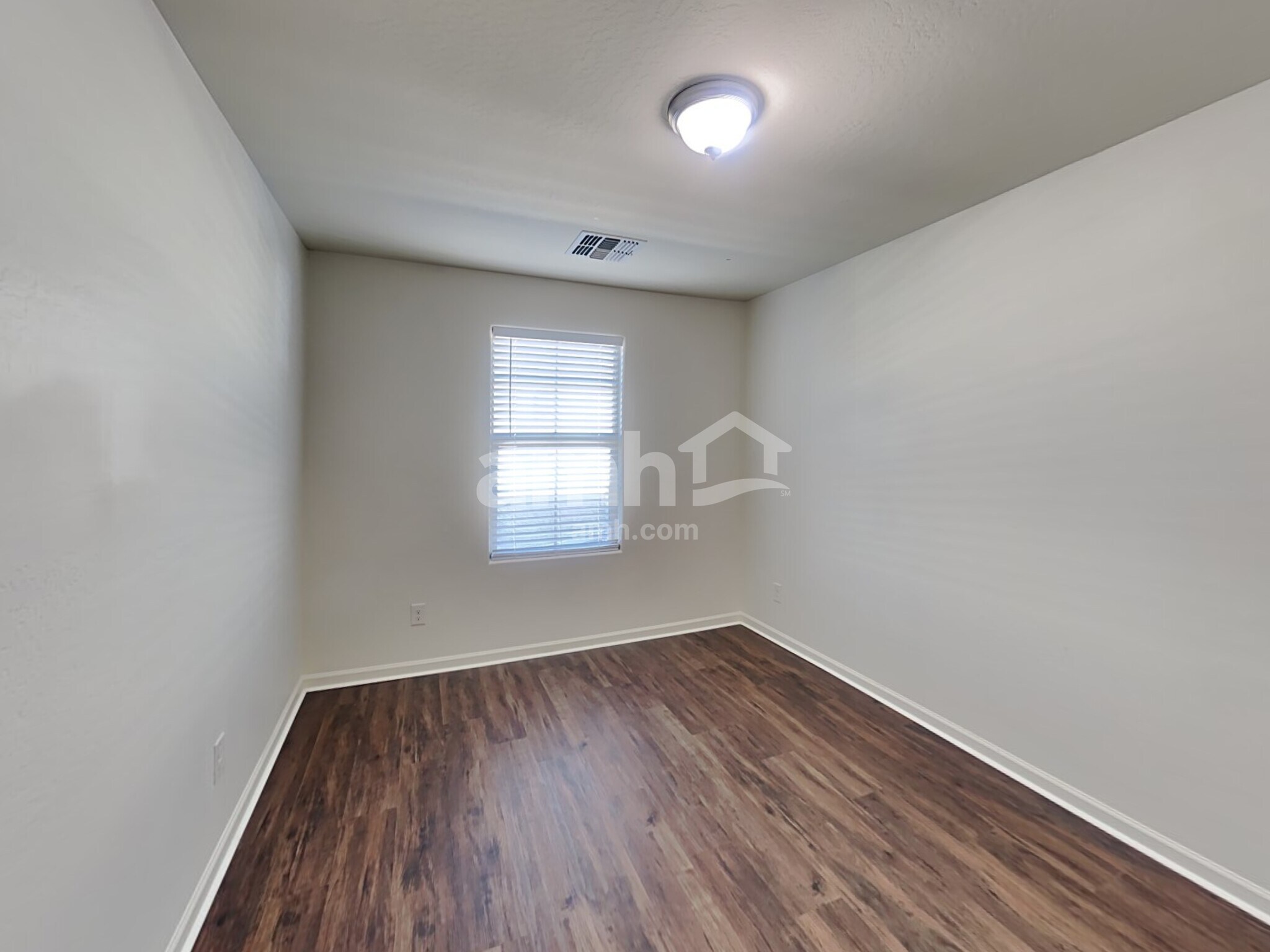 Building Photo - 20788 W Thomas Rd