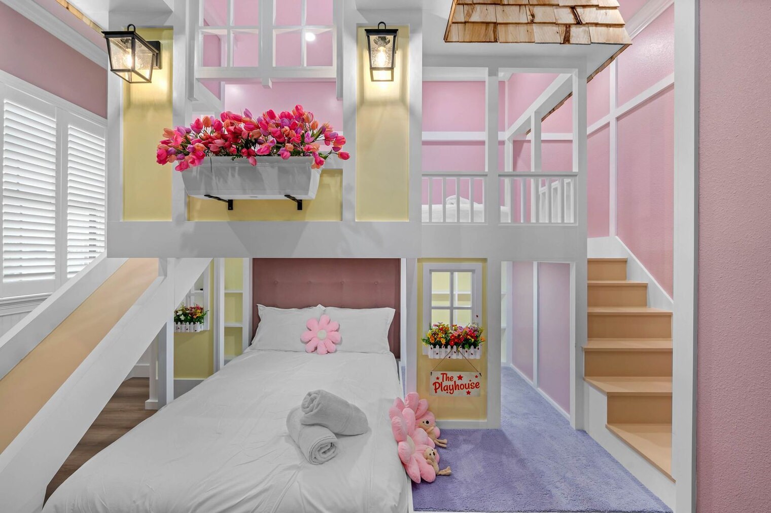 Building Photo - 834 Golden Bear Dr