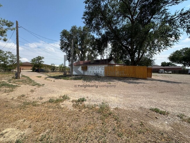 Building Photo - 2401 Overton Rd