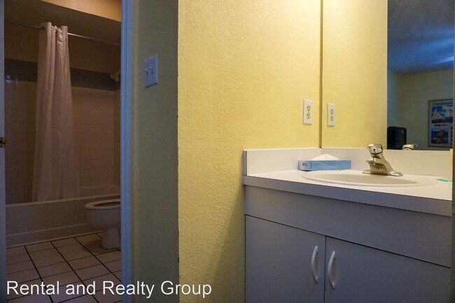 Building Photo - 4140 Enchanted Oaks Cir