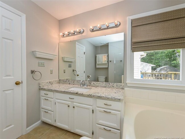 Building Photo - 4916 Royal Adelaide Way