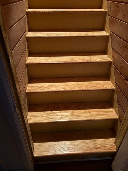 Building Photo - 68 N Edith St