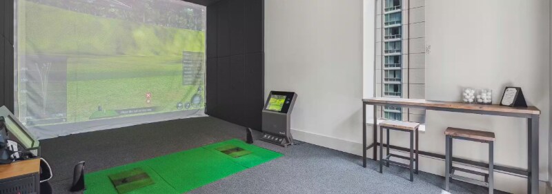 Building Photo - 415 N Clark St