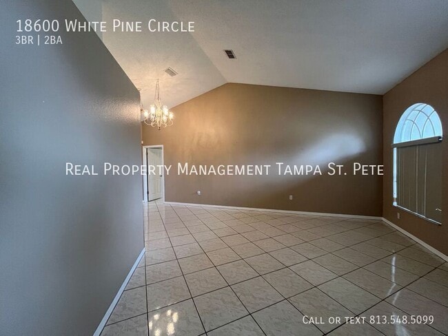 Building Photo - 18600 White Pine Cir