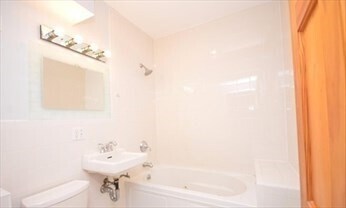 Building Photo - 341 Summer St