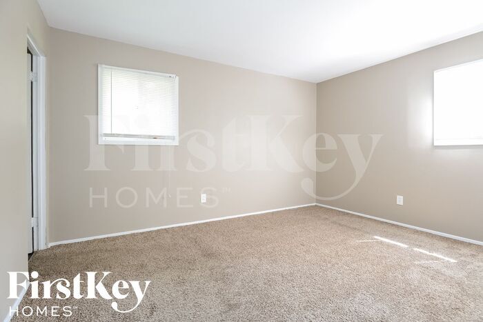 Building Photo - 3060 Blackwood Dr