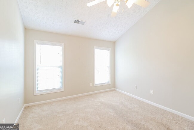 Building Photo - 180 Lake Cove Approach