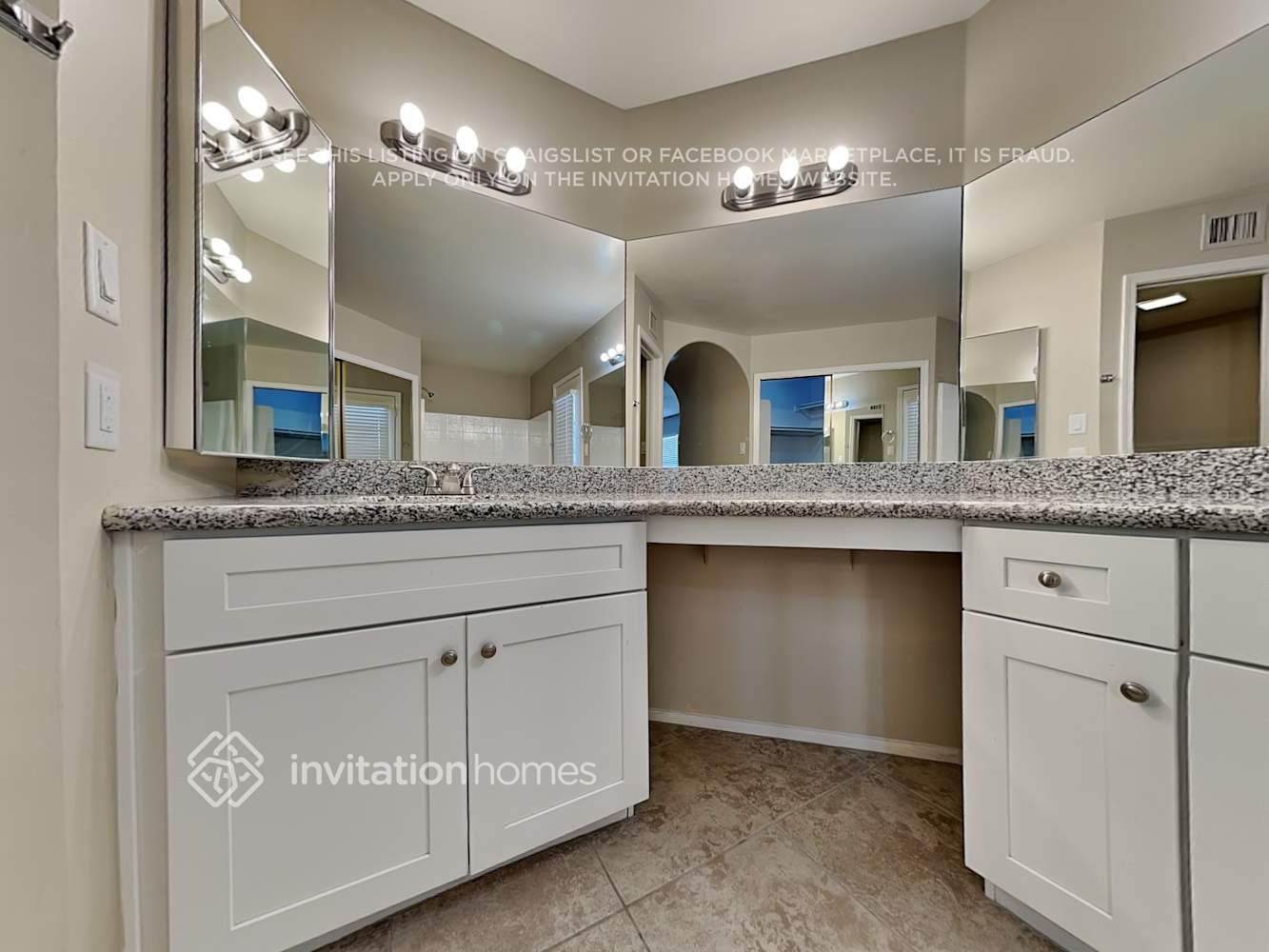 Building Photo - 4054 W La Junta Dr