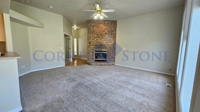 Building Photo - Spacious Home with Large Garage!