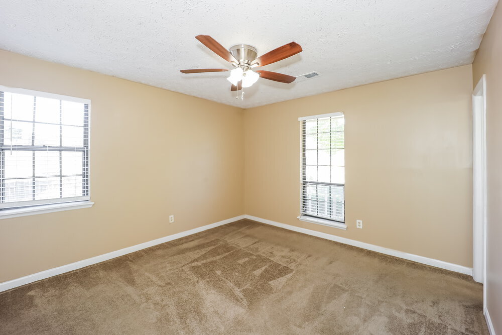 Building Photo - 5818 Northfield Dr