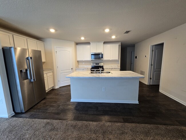 Building Photo - 118 Holston Cir