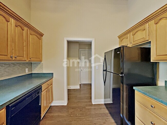 Building Photo - 2098 Prescott Way