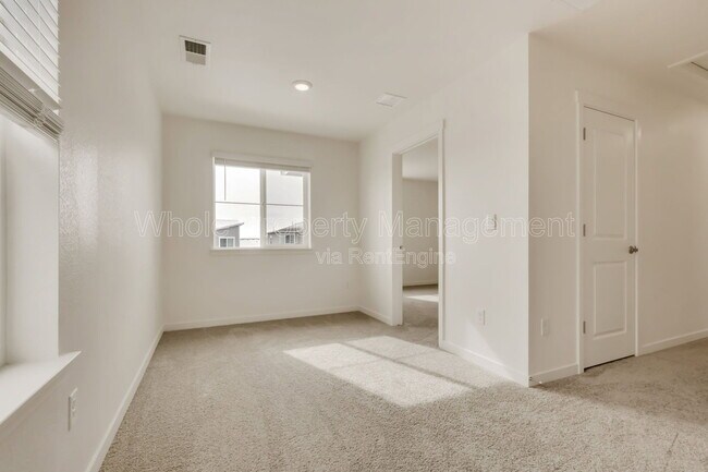 Building Photo - 18047 Dandy Brush Dr