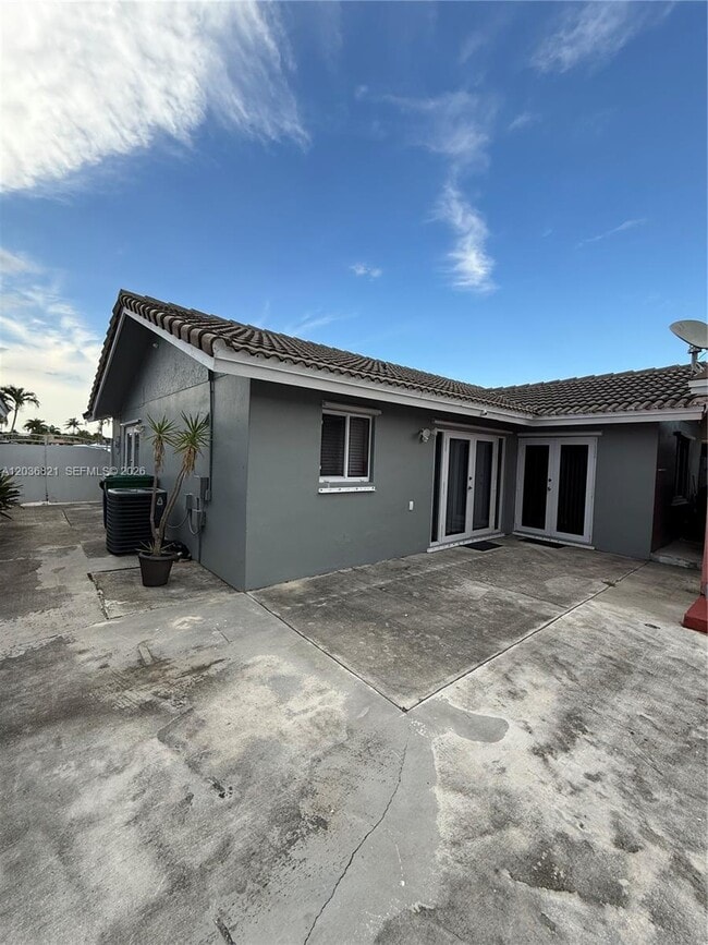 Building Photo - 14770 SW 60th St