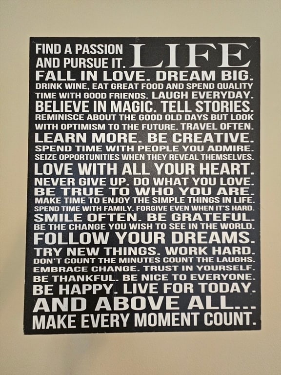 Building Photo - 2 Karena Dr