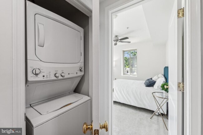 Building Photo - 5403 9th St NW