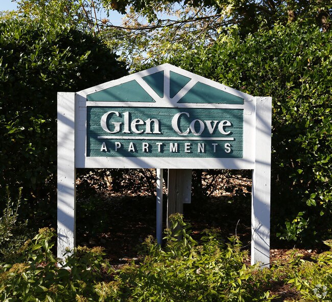 Glen Cove Charlotte, NC Apartment Finder
