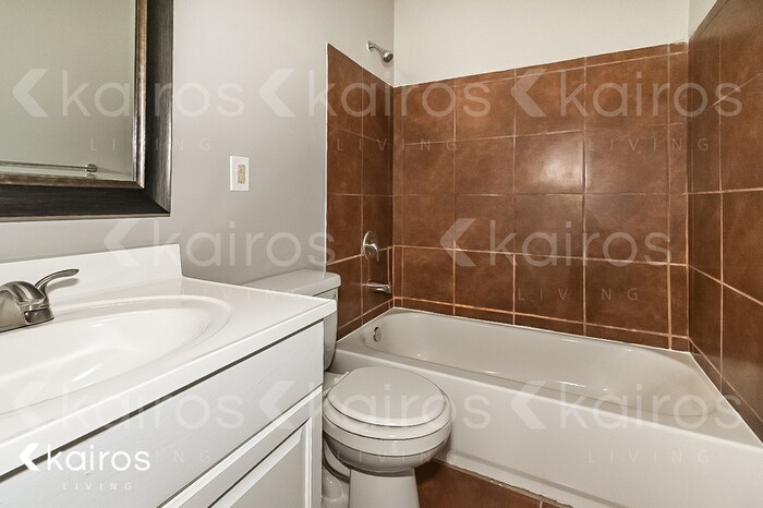 Building Photo - 3780 Carroll Dr