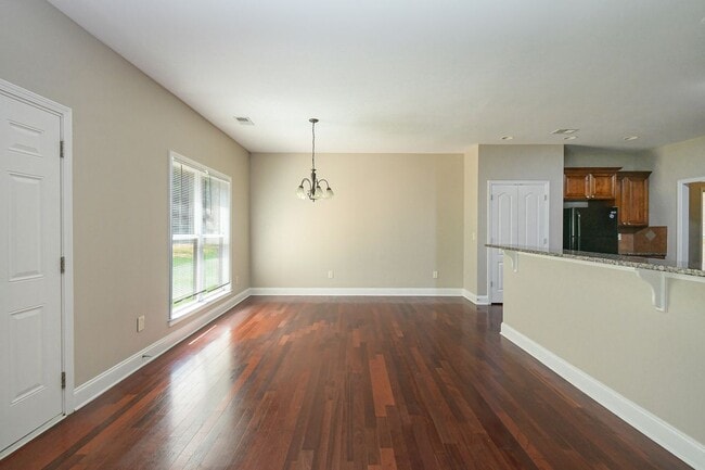 Building Photo - 129 Janney Cir