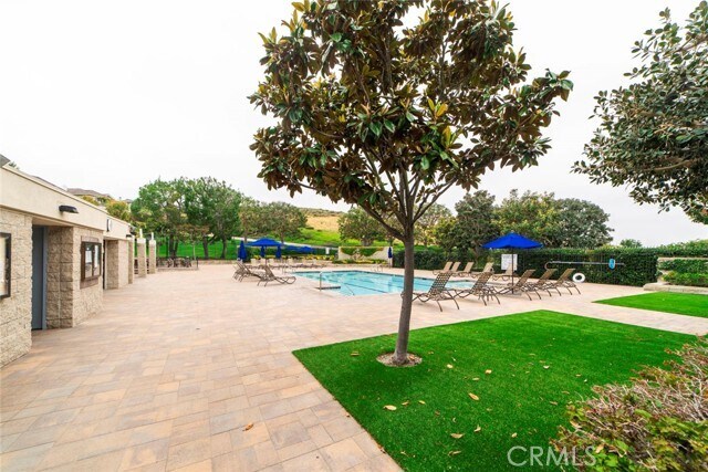 Building Photo - 20 Sirius