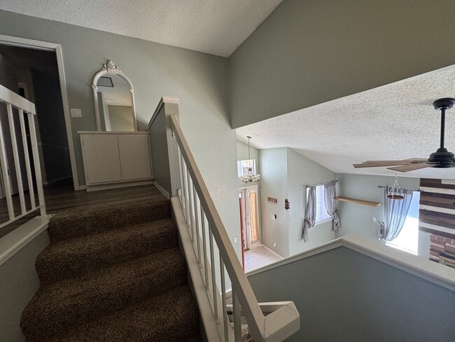 Building Photo - 2440 Melody Ln