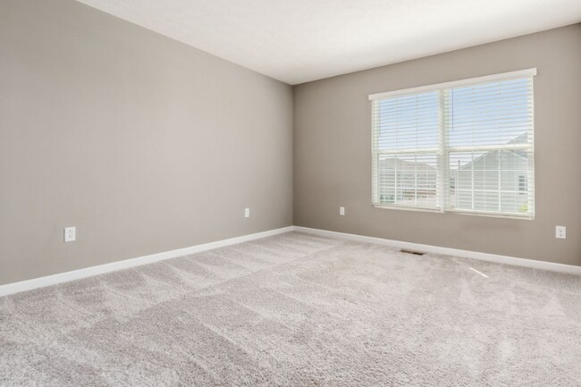Building Photo - 280 Autumn Ridge Cir